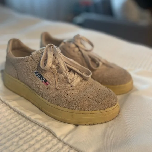 Autry Medalist Low - Sand Suede - Picture 8 of 10